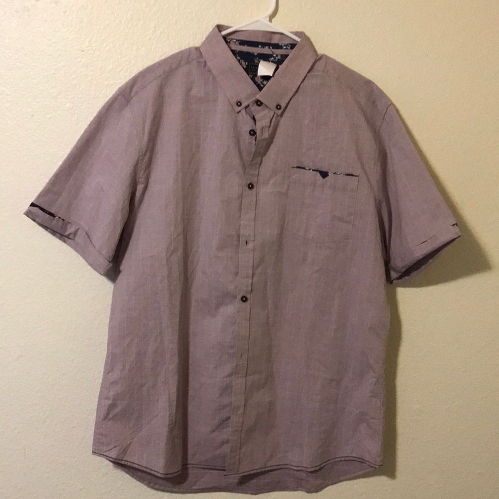 7Diamonds buckle exclusive button down